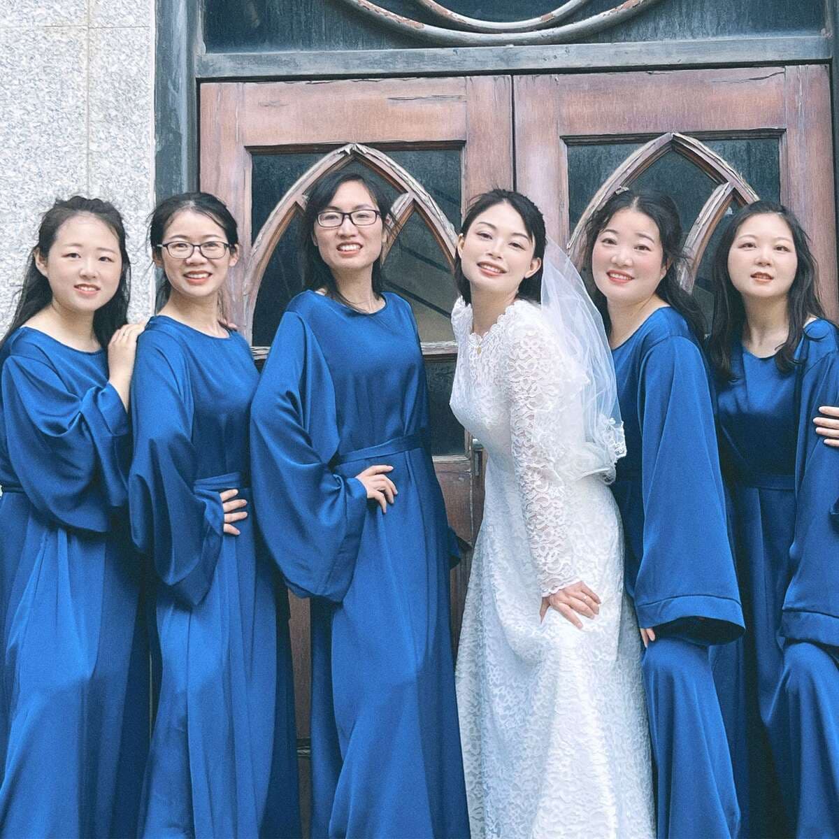 2023loriya simple temperament solid color wedding bridesmaid dress robe dress 5