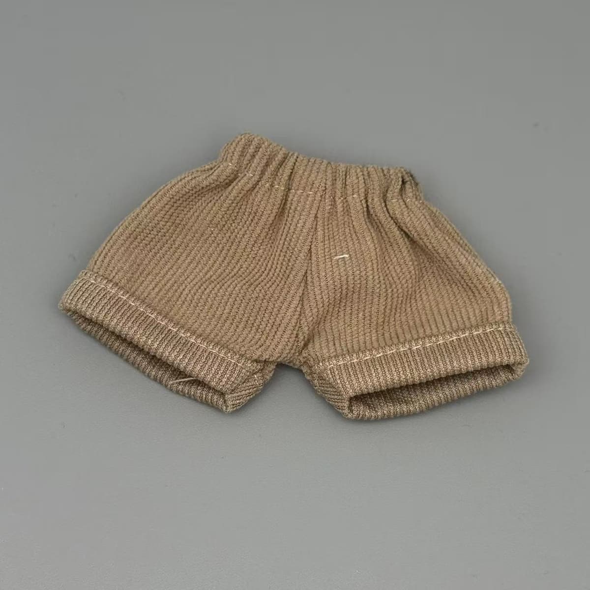 Light brown curled edges (corduroy)