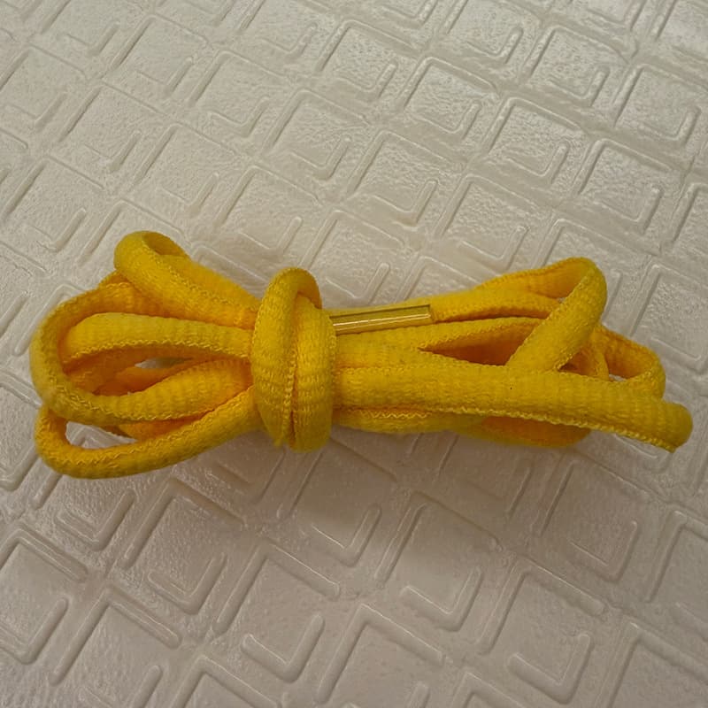 No. 32 yellow