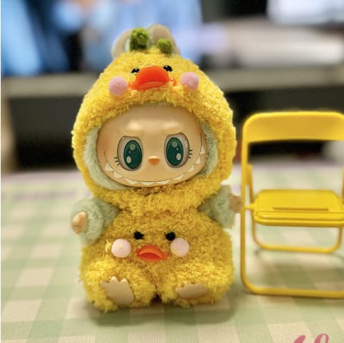 Cloud velvet yellow duck