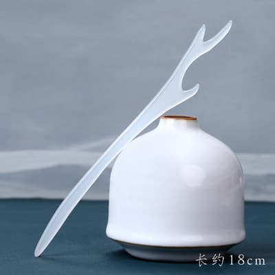 75# ice white-dragon horn