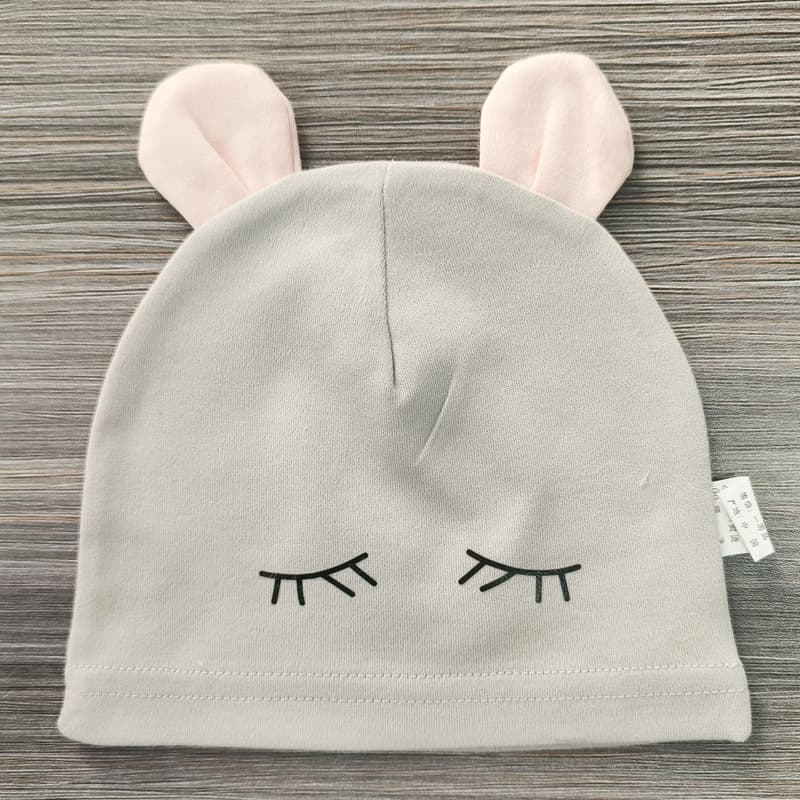 Thin material children's ear cap squinting gray