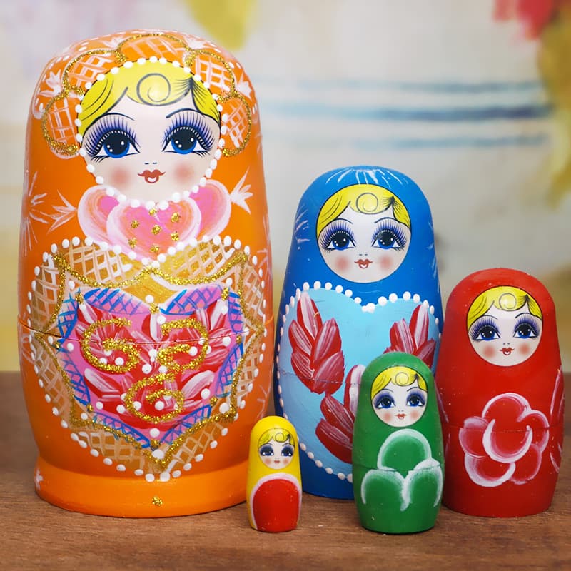 5 layers of orange hearts (11cm high)