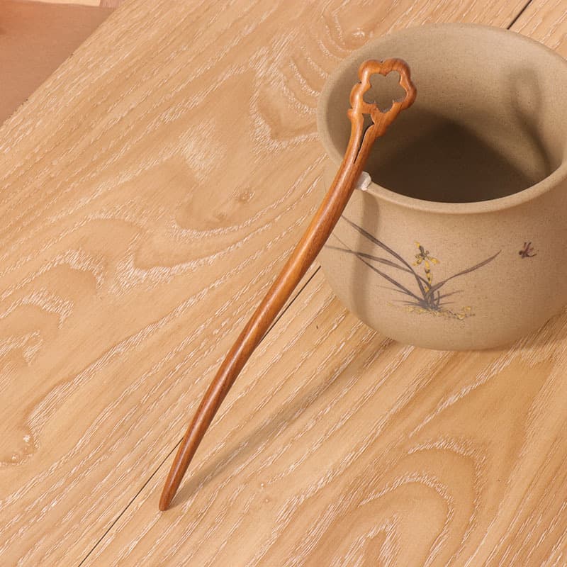 (18cm) new green sandalwood-----Qi mei