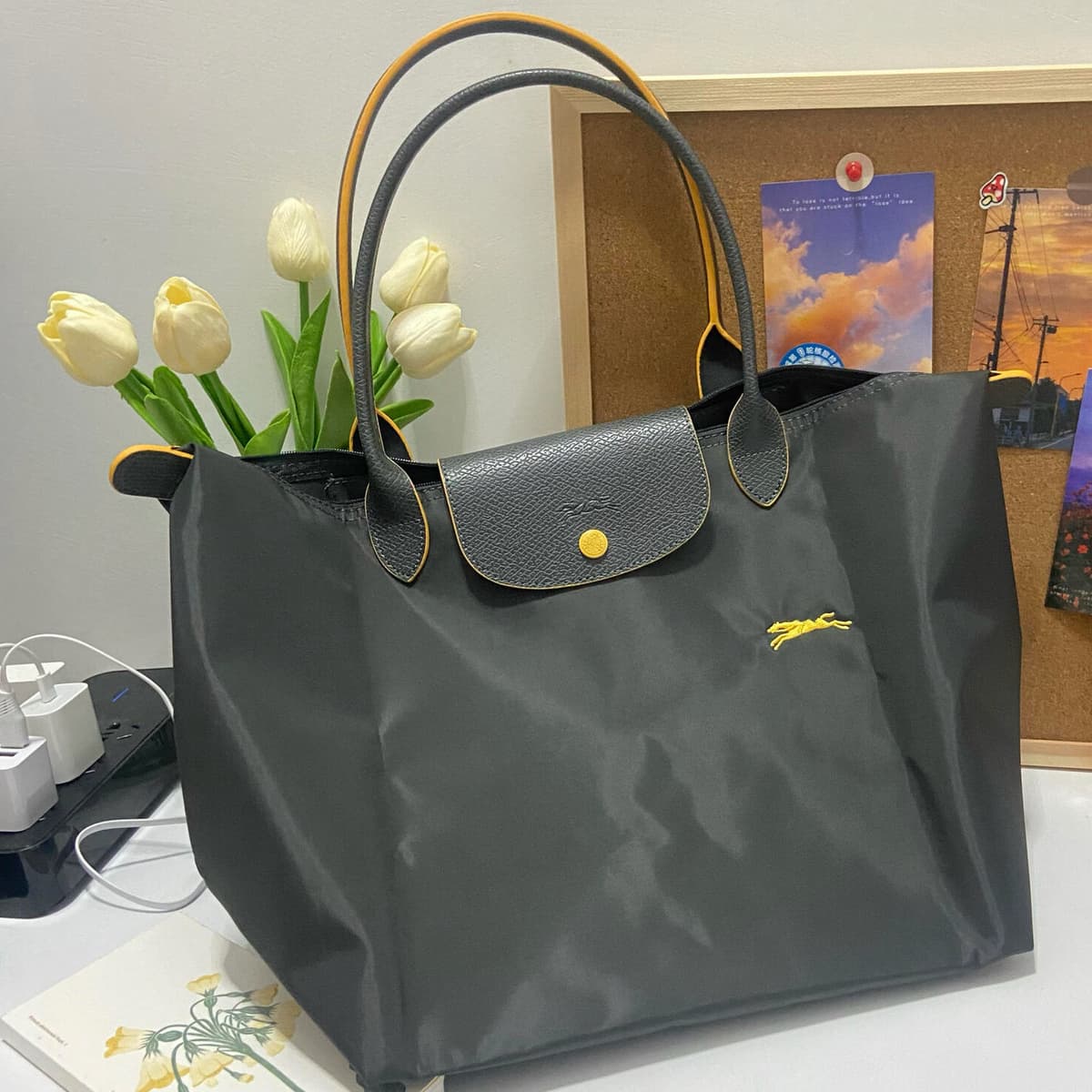 Anniversary gunmetal