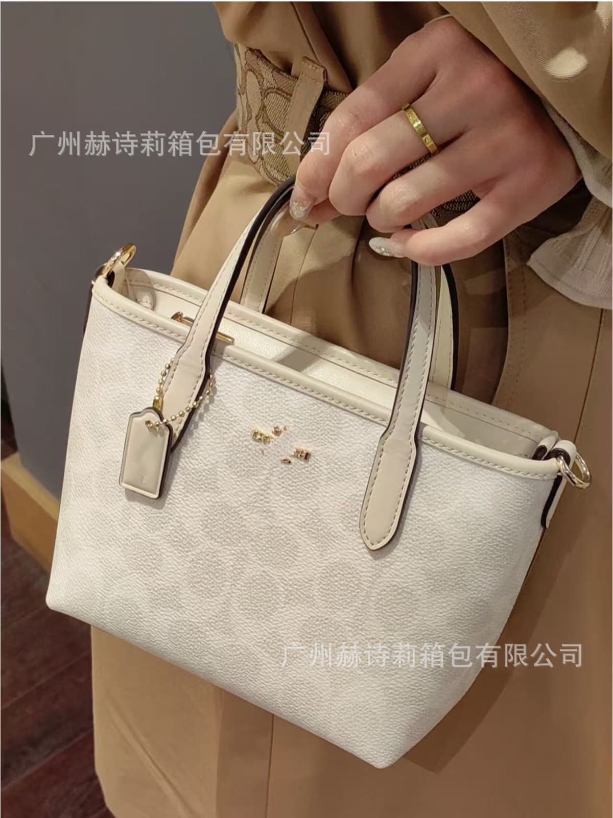 15 glacier white