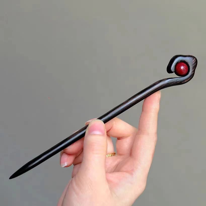 B92 Red Mansion sandalwood hairpin