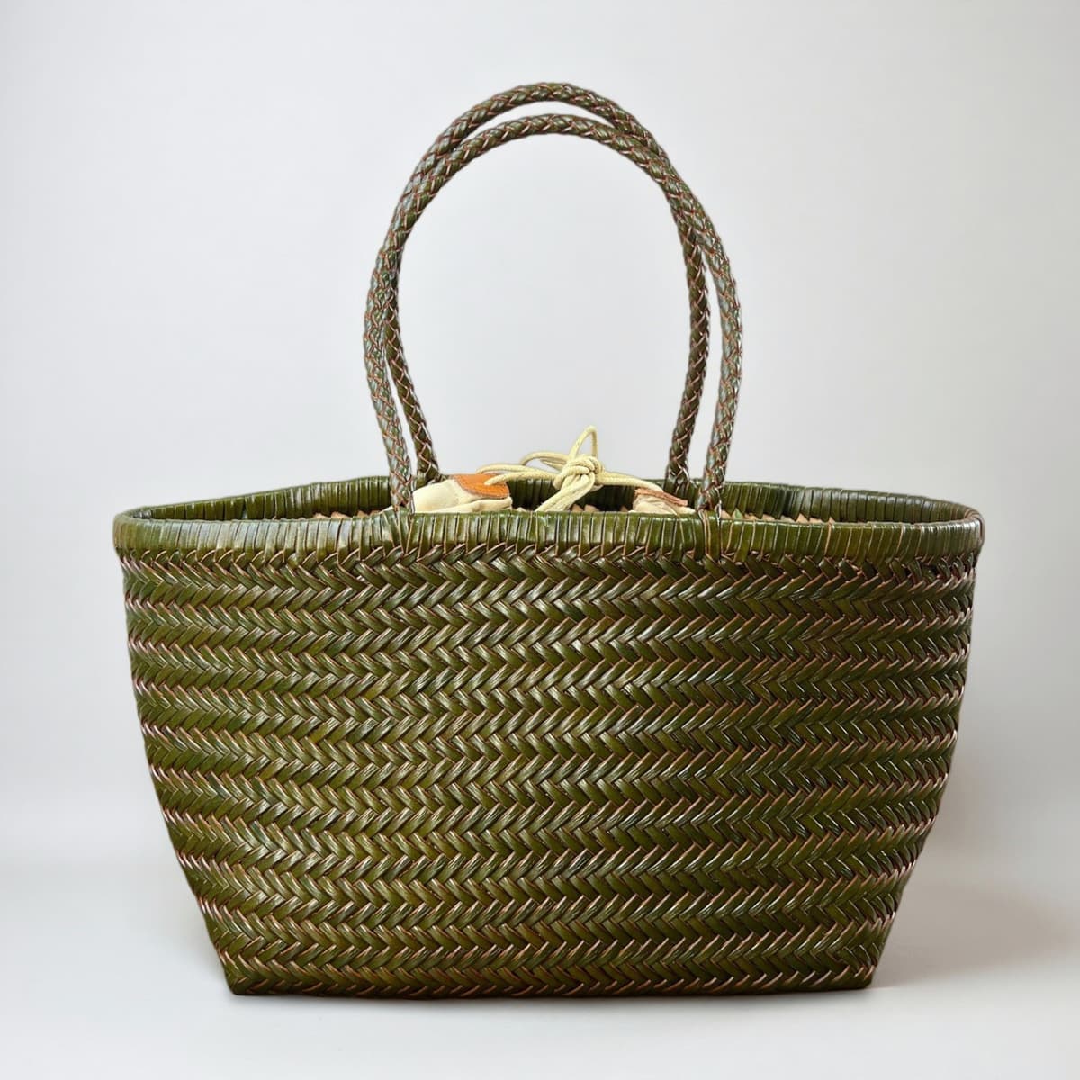 The second layer of cowhide is hard [dark green small size]