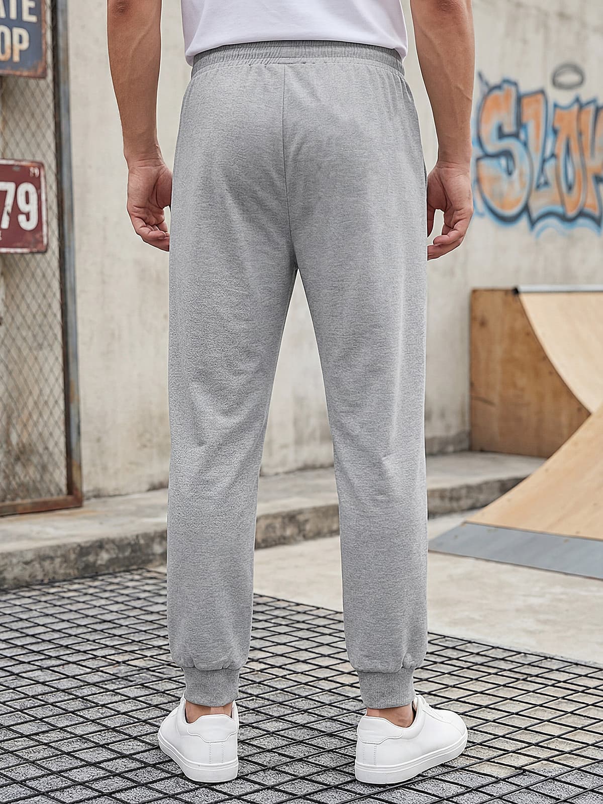 Light gray (normal)