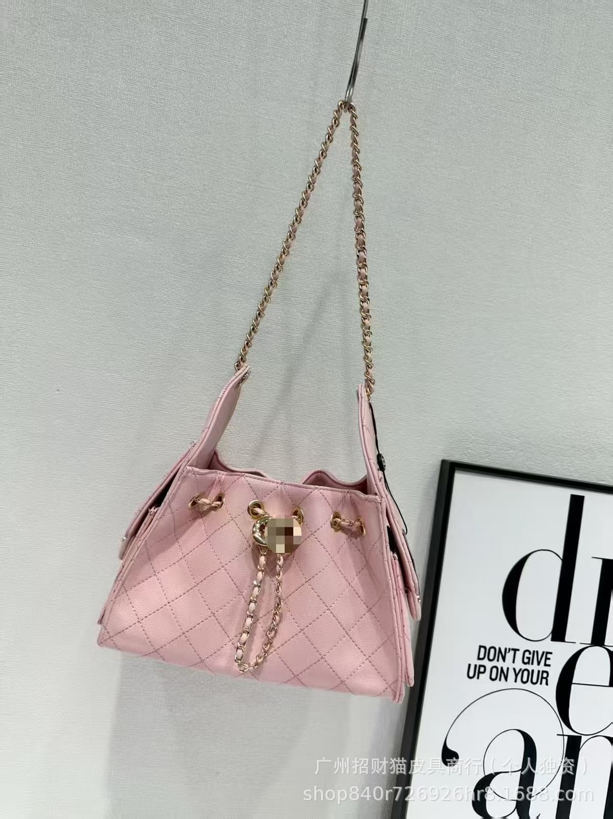 3712 caviar pink mini 22cm