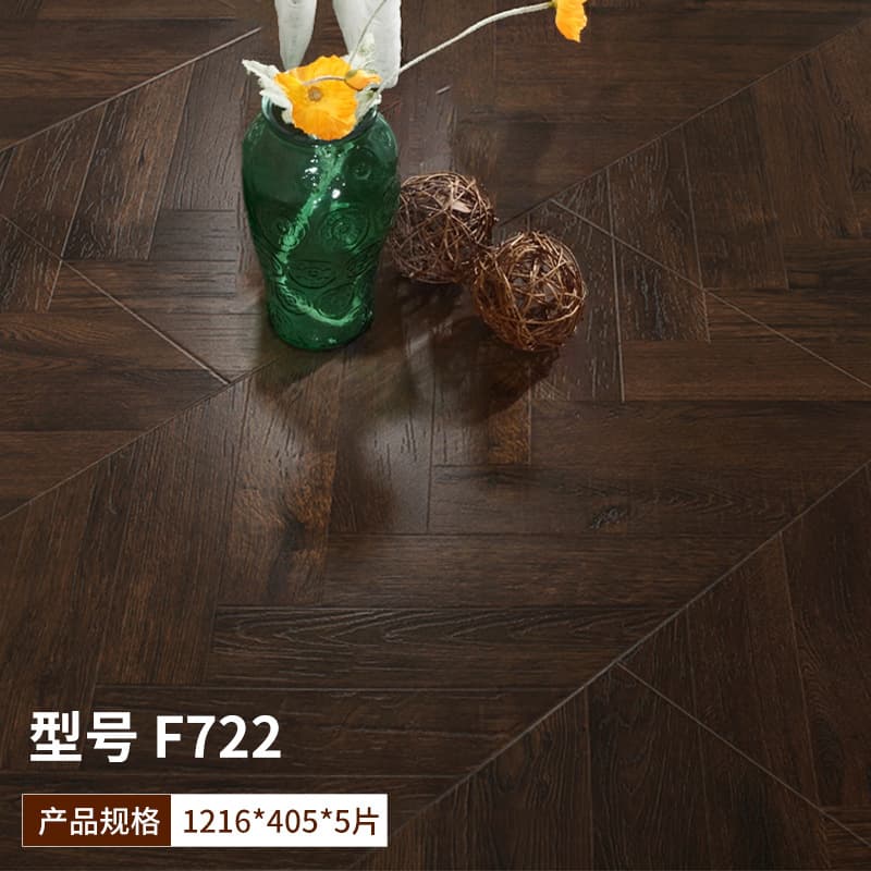F722