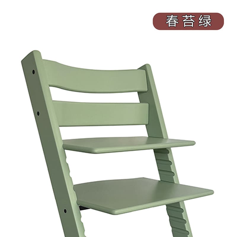 Ordinary spring moss green