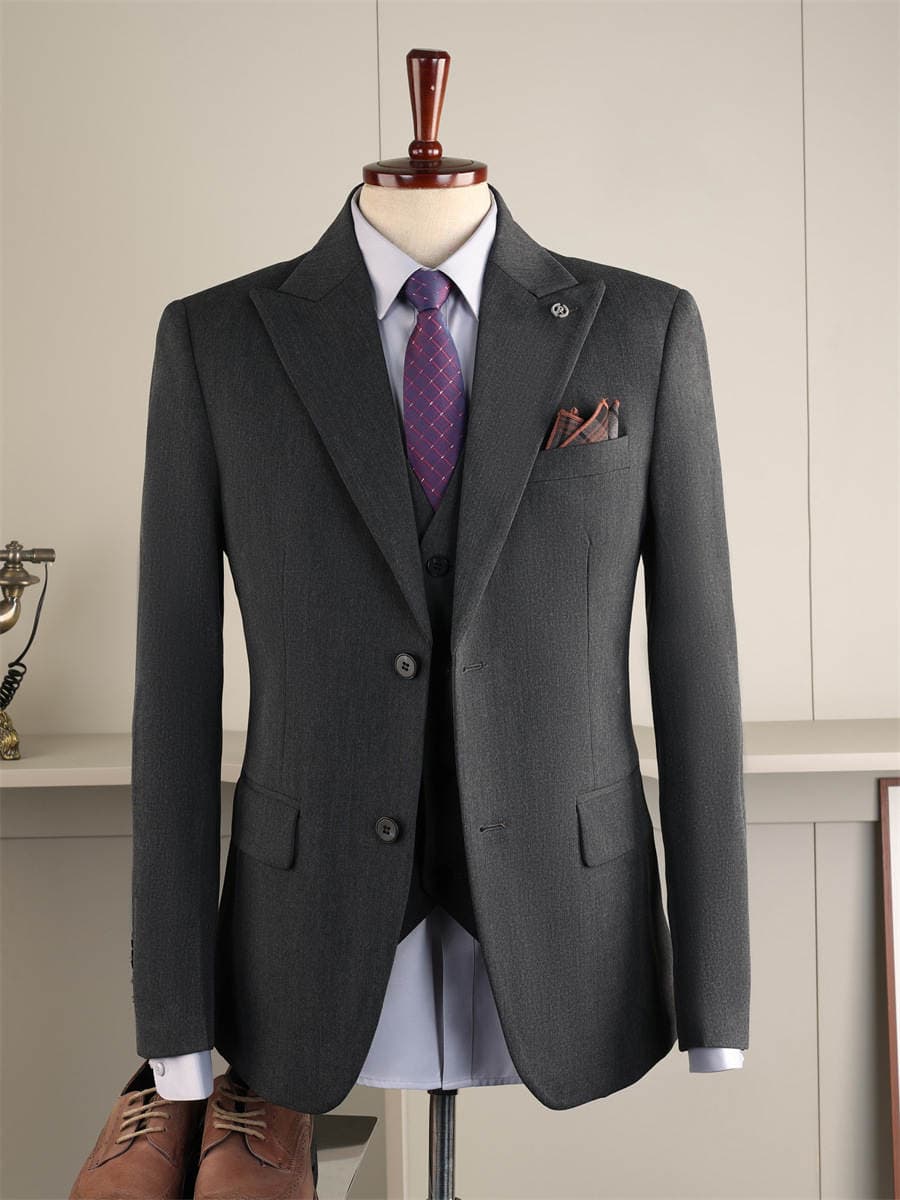 Business High-End Suit Set for Men, Groomsmen Outfit, Professional Attire, Black and Navy Blue, High-End Wedding Suit for the Groom 3