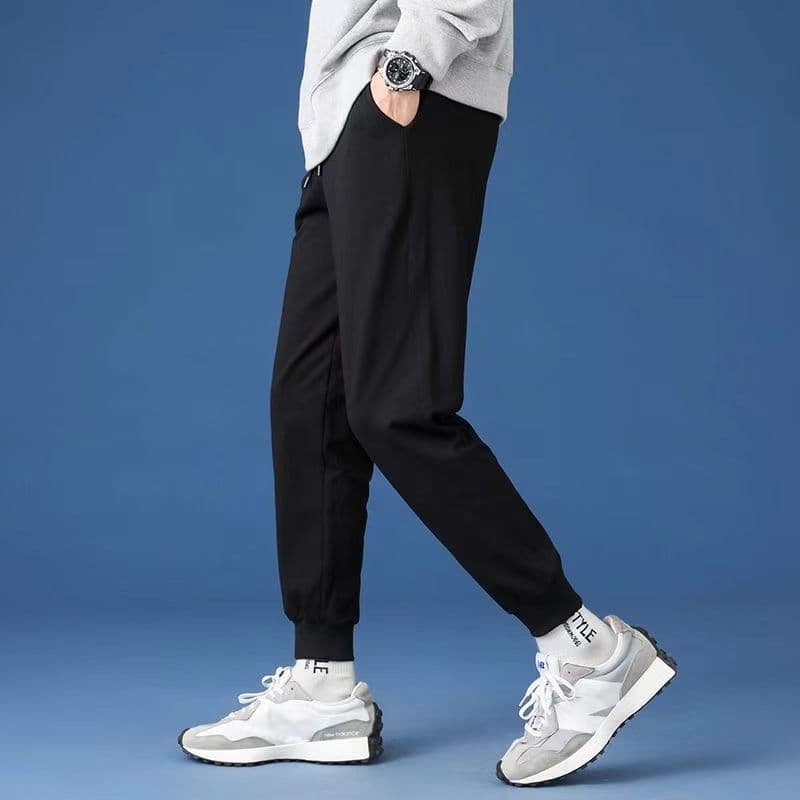 Black non-velvet trousers
