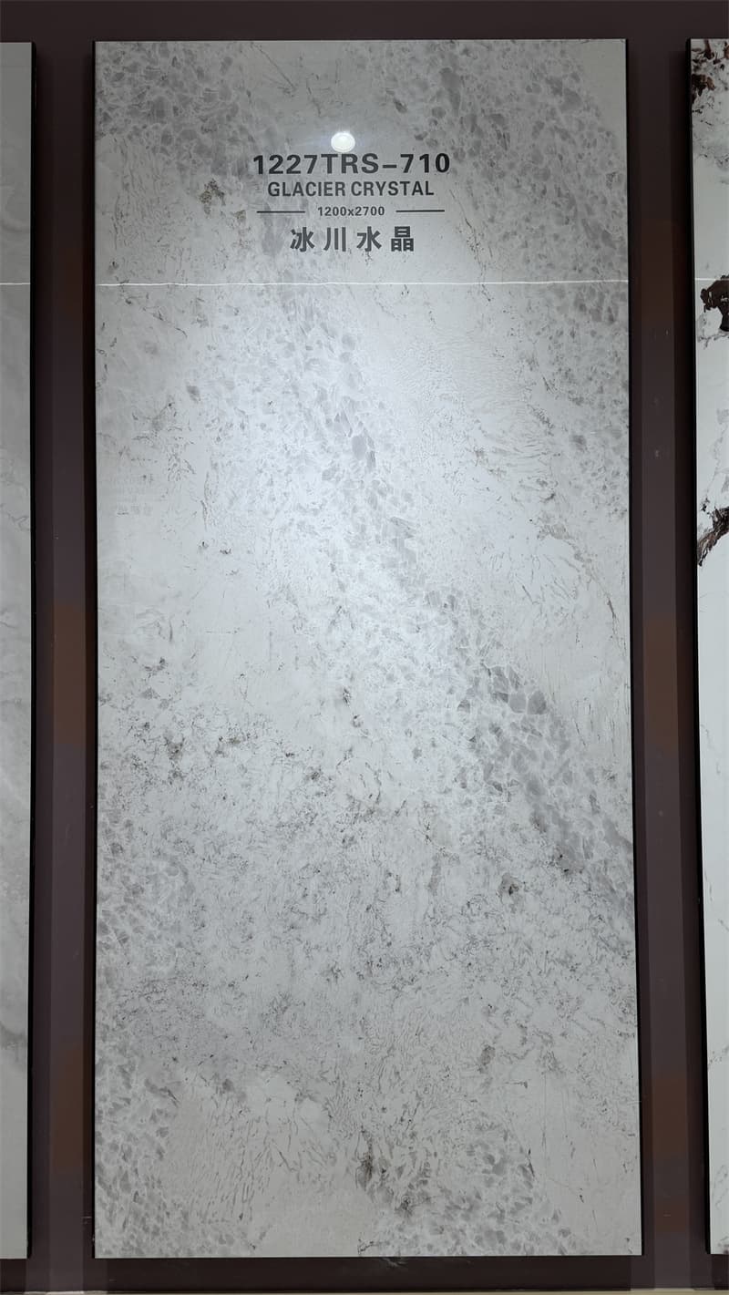 Glacier crystal