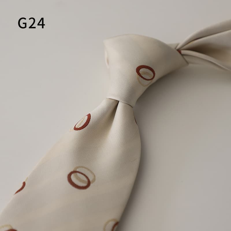 G24