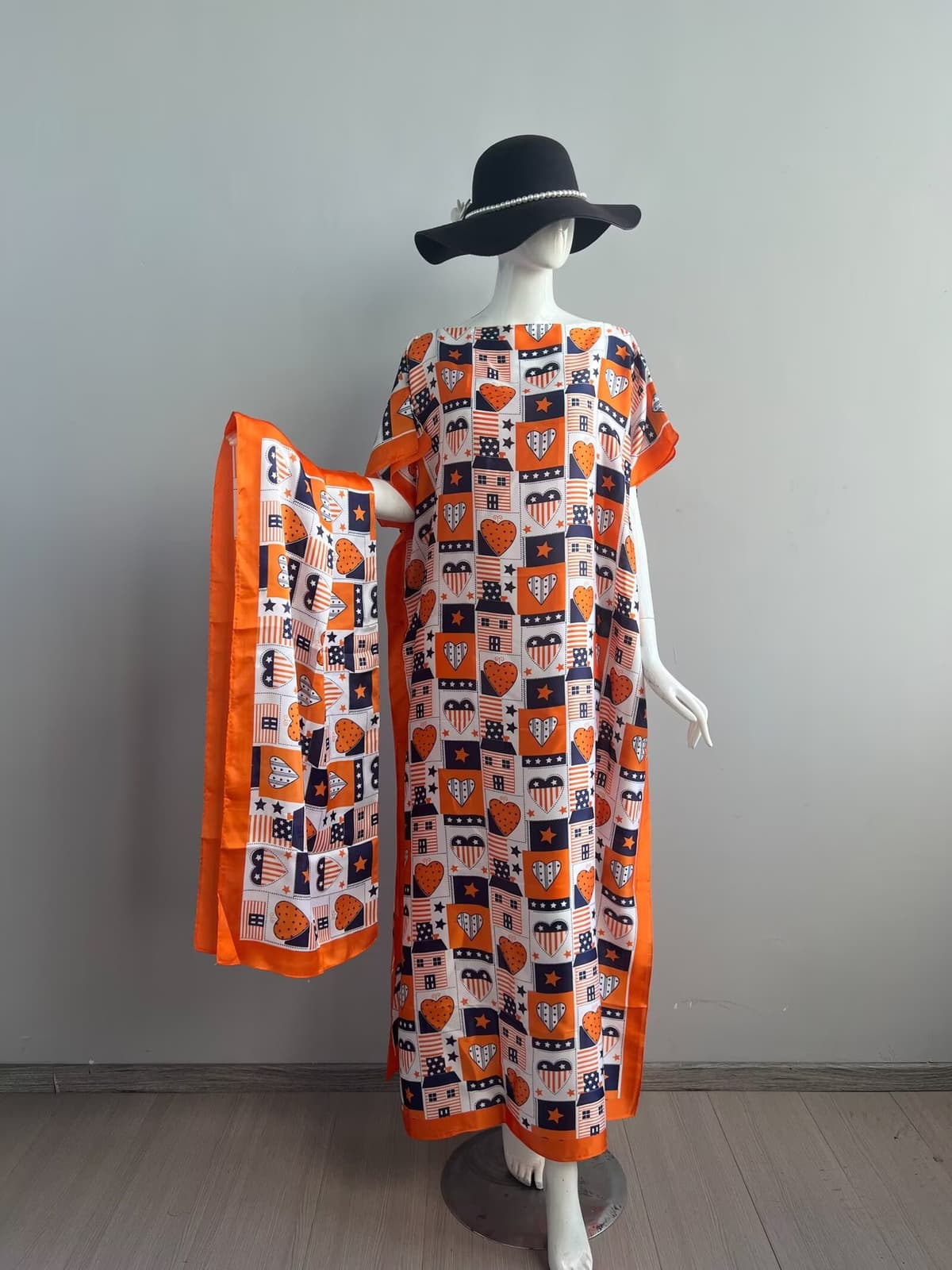 059-us flag heart-orange black