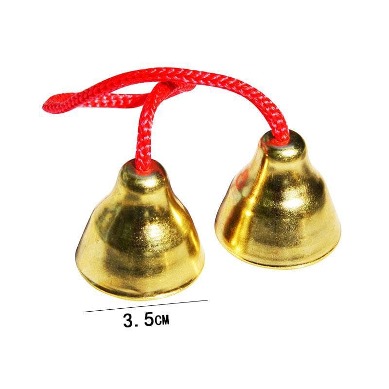 Small red rope clock
