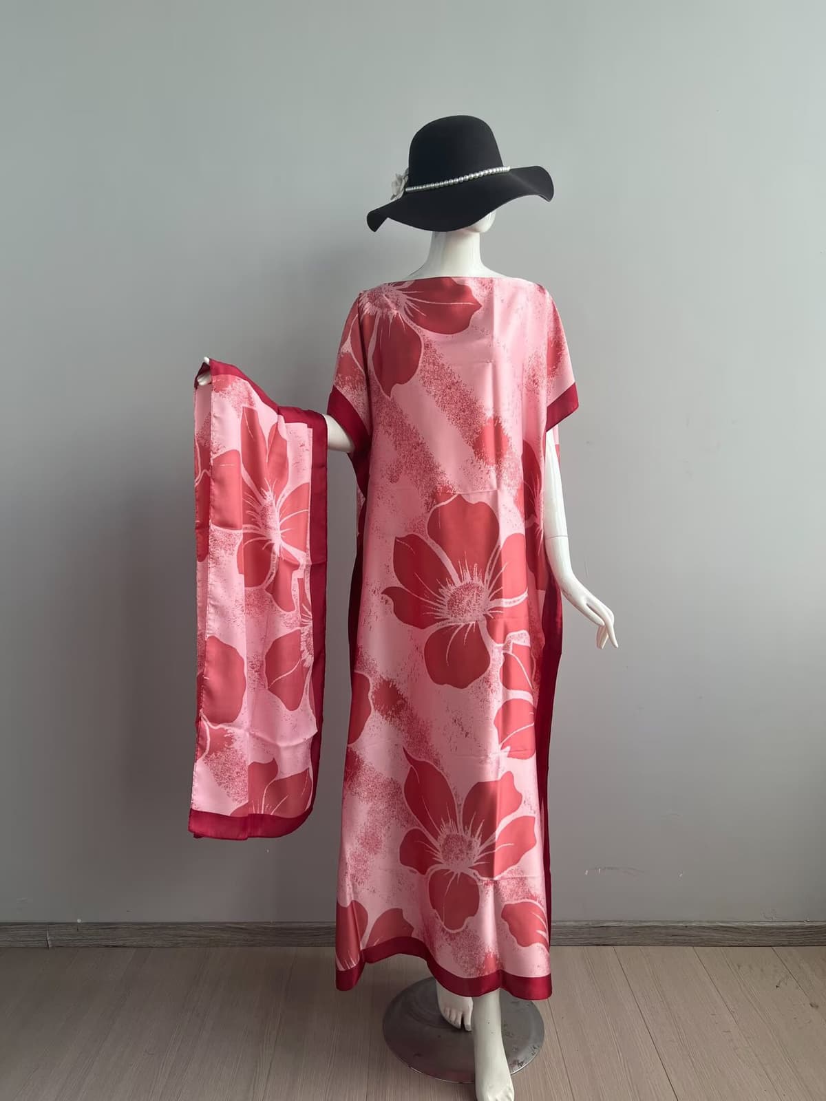 170-island hibiscus-light pink burgundy
