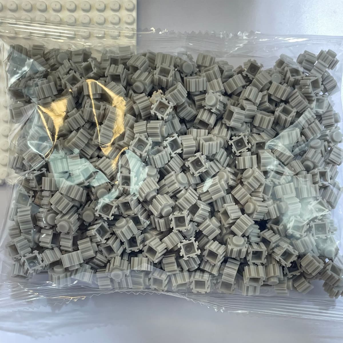 Gray 550 pieces