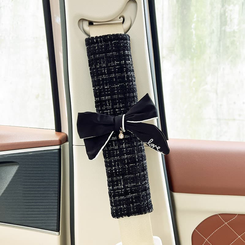 Diamond bow-black four-season small fragrance shoulder pad (1 piece)