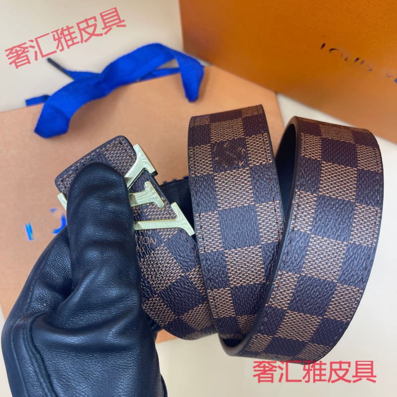 Coffee black bottom + l gold buckle