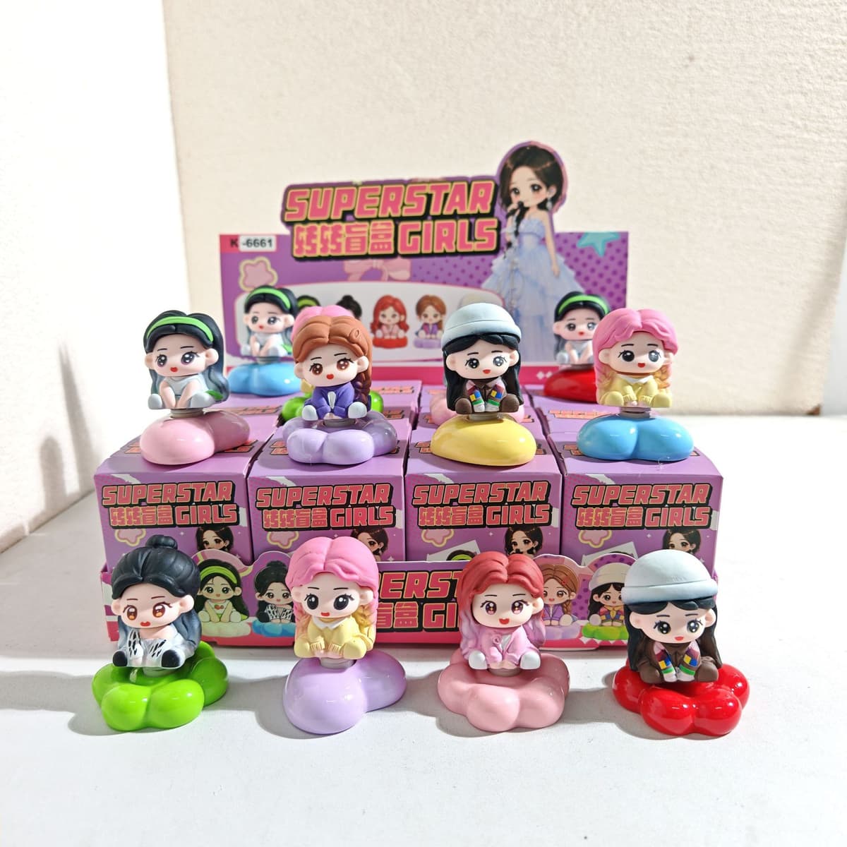 Female celebrity blind box [12/box]