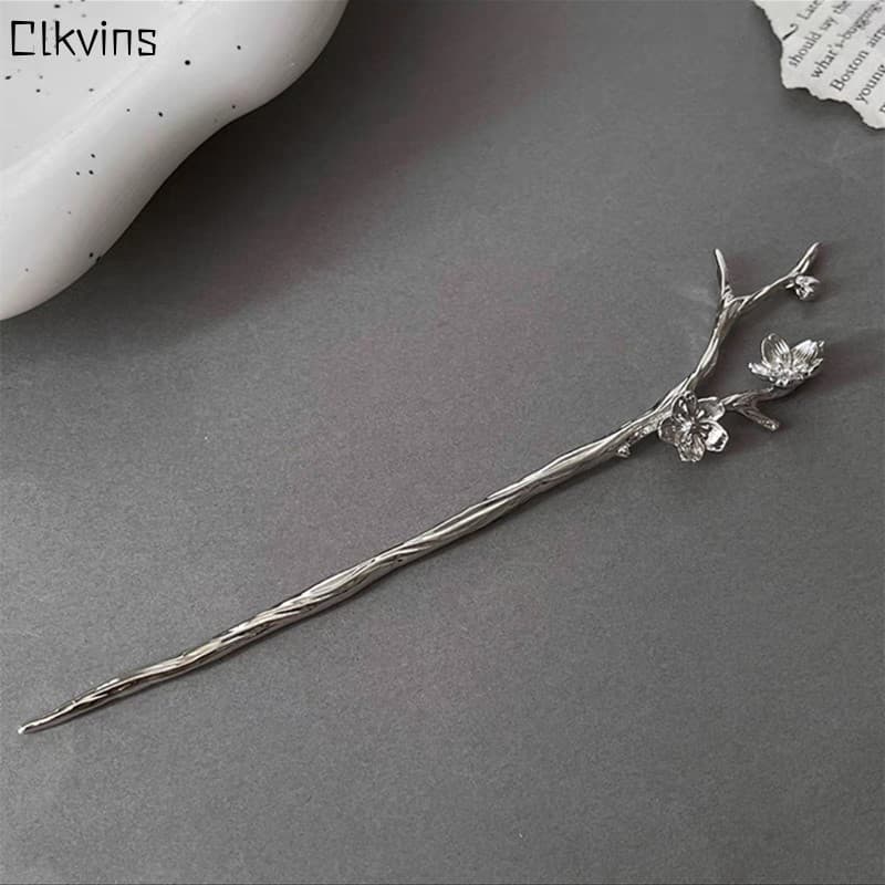 Silver plum blossom