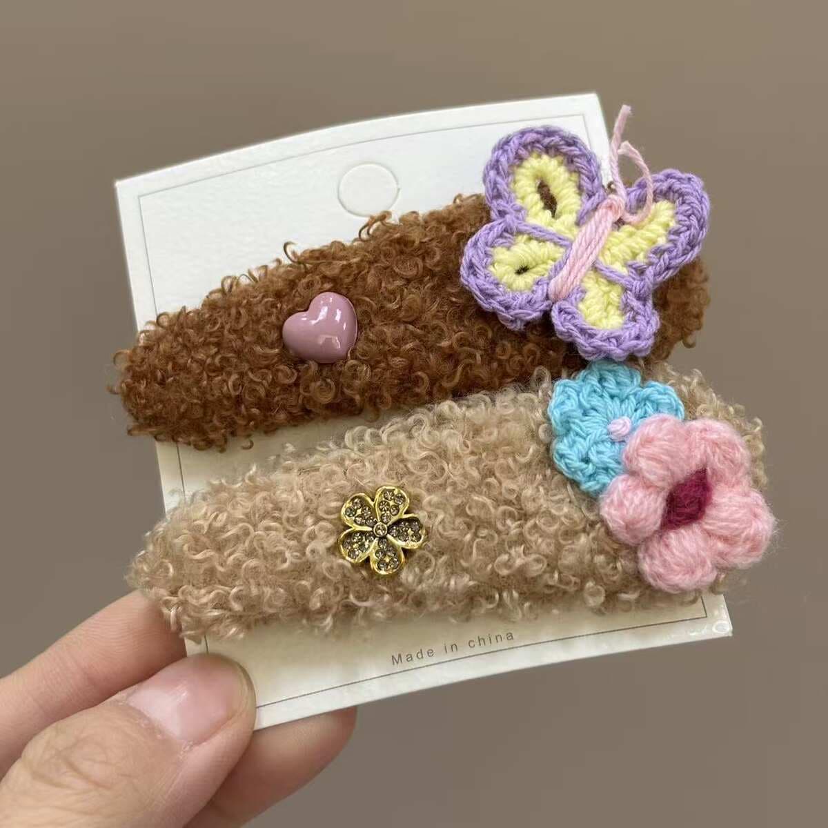 Korean Autumn and Winter Retro Butterfly Flower Hairpin Bangs Clip Teddy Plush Hairpin Side Hairpin Girl Bb Clip 4