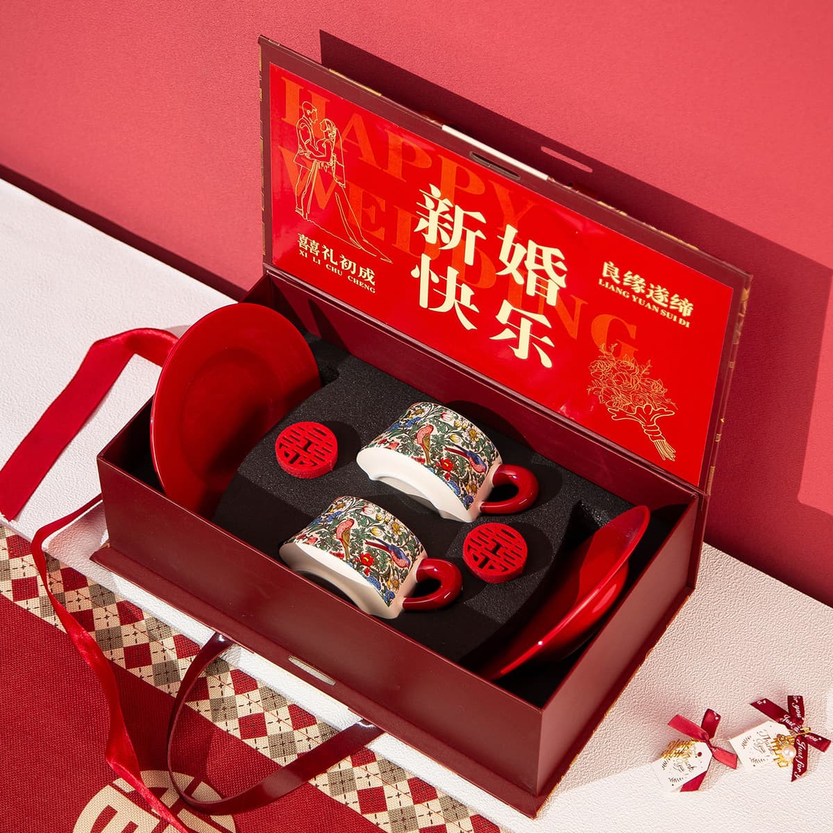 Matching cups - red handle + red handle morris floral cup and saucer set [new wedding gift box - happy wedding]