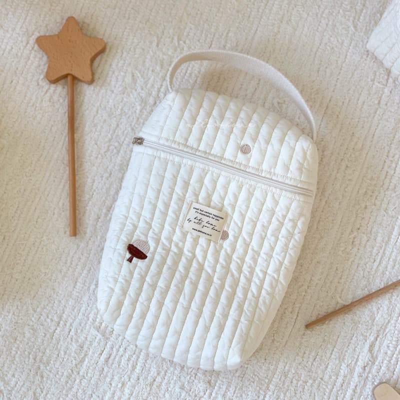 Pine cone diaper baby bag (send tassel)