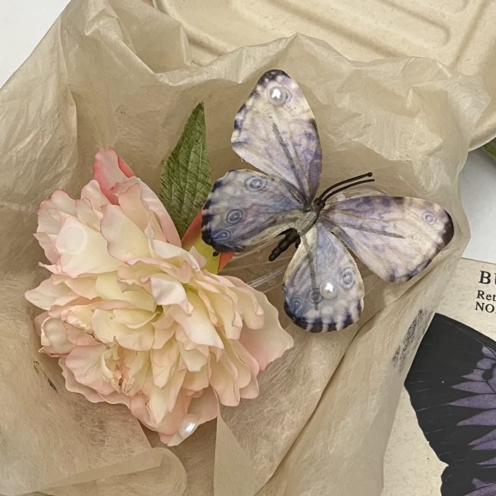 Pink peony butterfly lazy clip