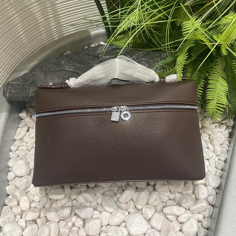 (LP19 silver buckle) chocolate color