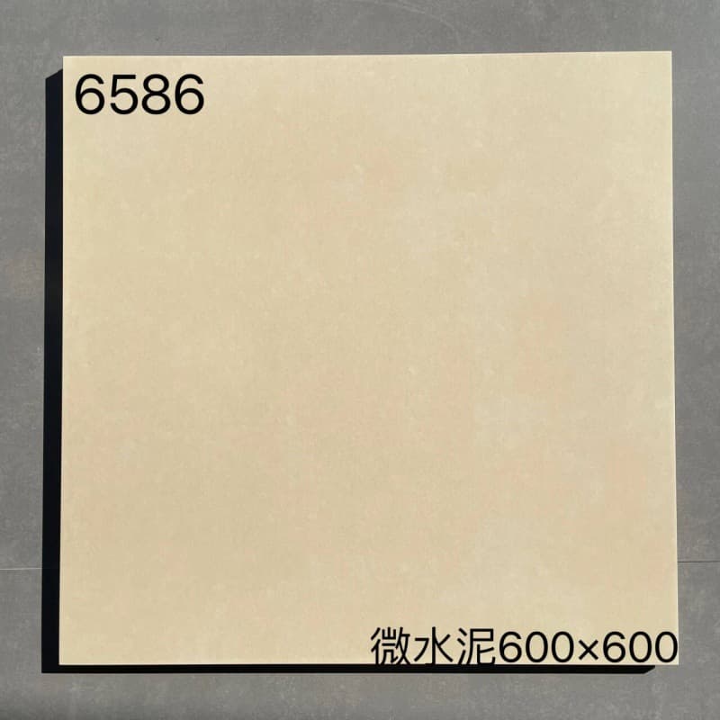 6586