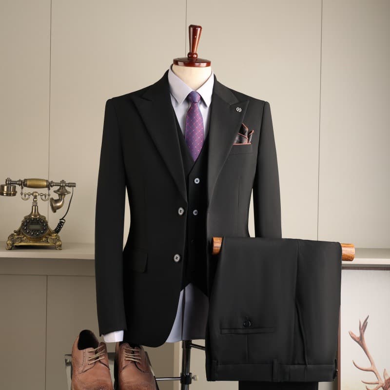 Black (suit + vest + elastic waistband trousers)