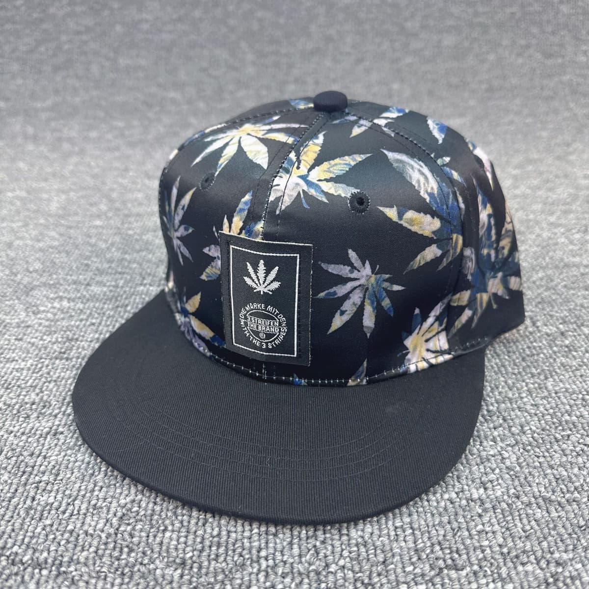 Black [coconut palm flat brim]
