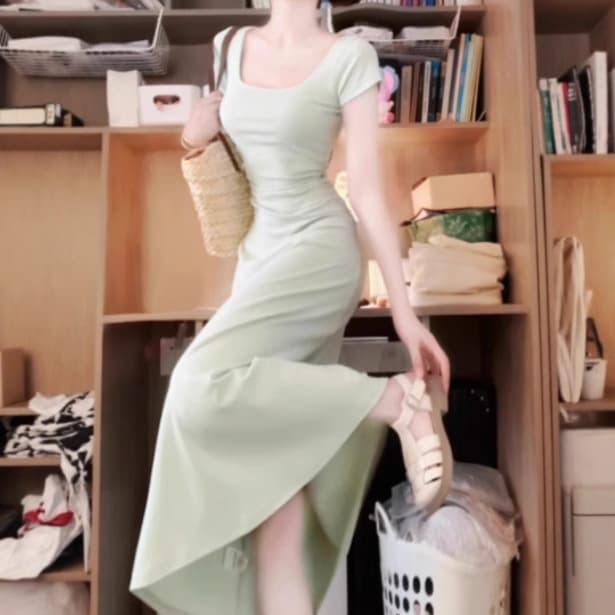 Green [long style]
