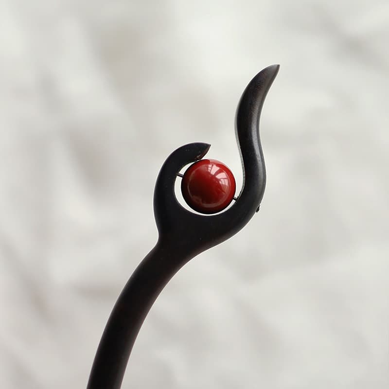 A58 red beads branches [natural Ebony]]