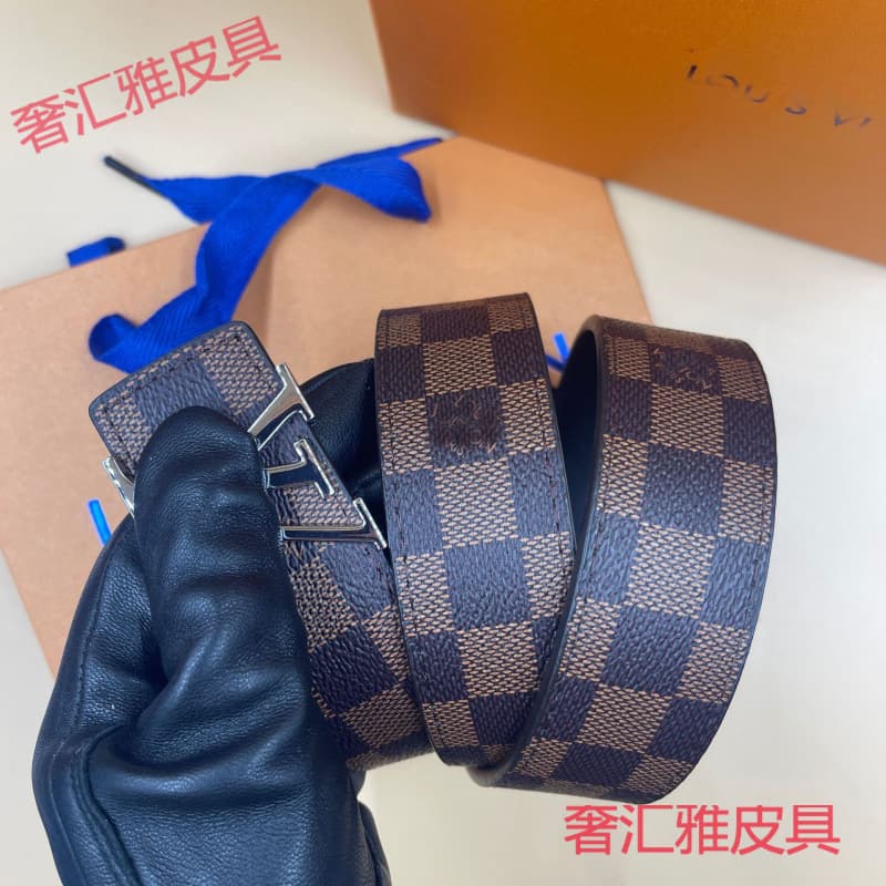 Coffee black bottom + l silver buckle