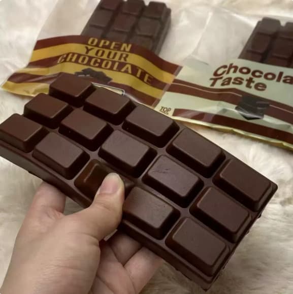 Soft black chocolate slab 16cm [bag]