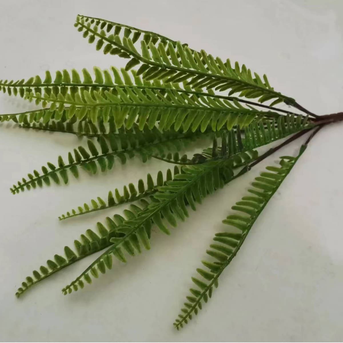 13-leaf plastic persian leaf