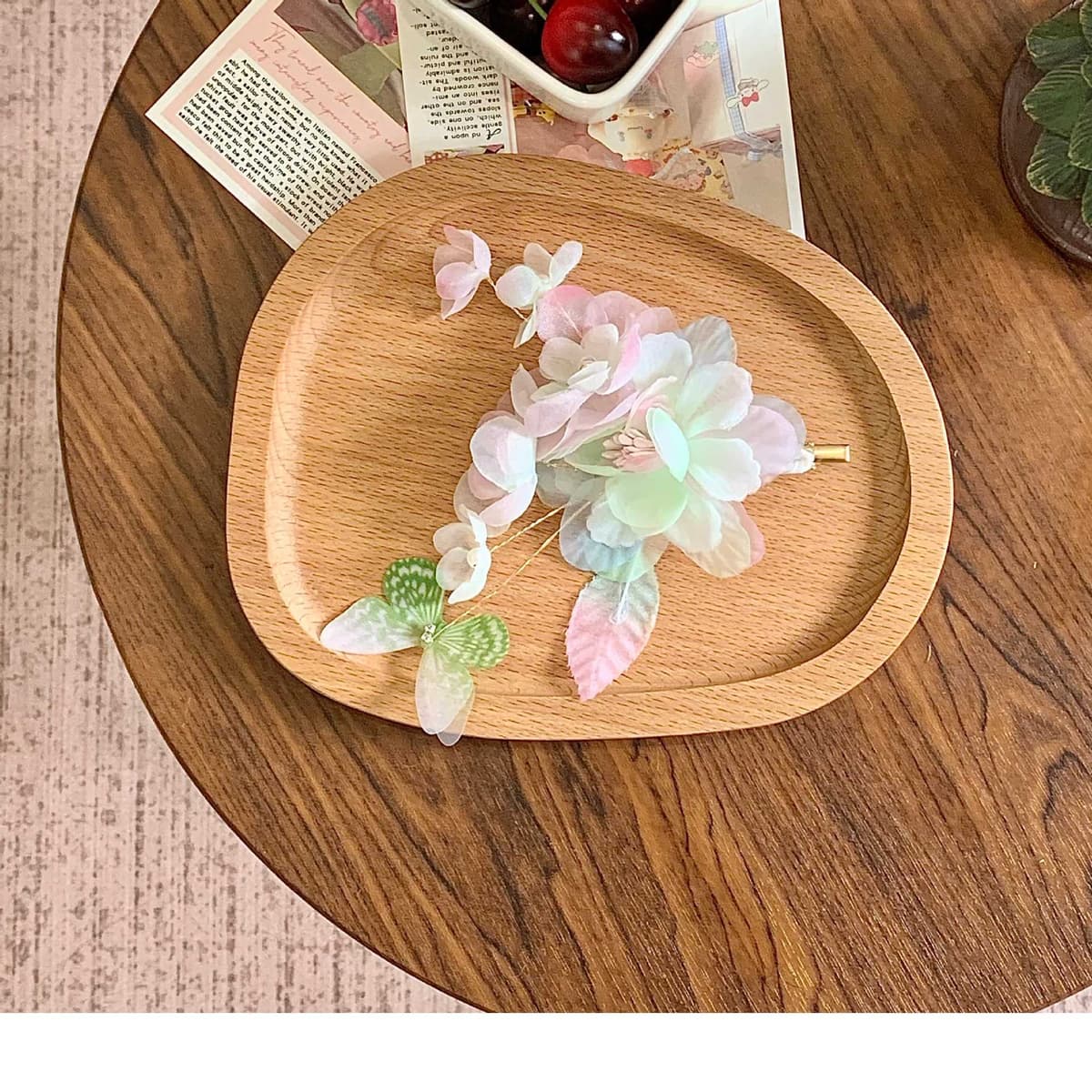 Butterfly spring stream pink and green gradient hairpin