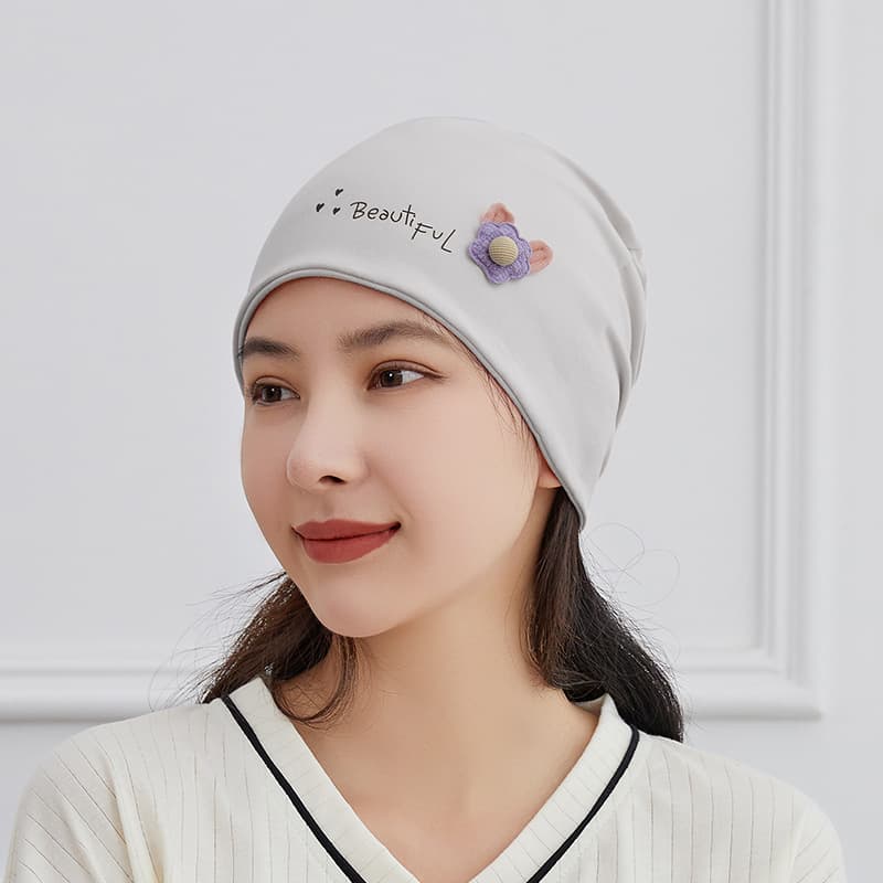 Thin material small flower gray pile cap