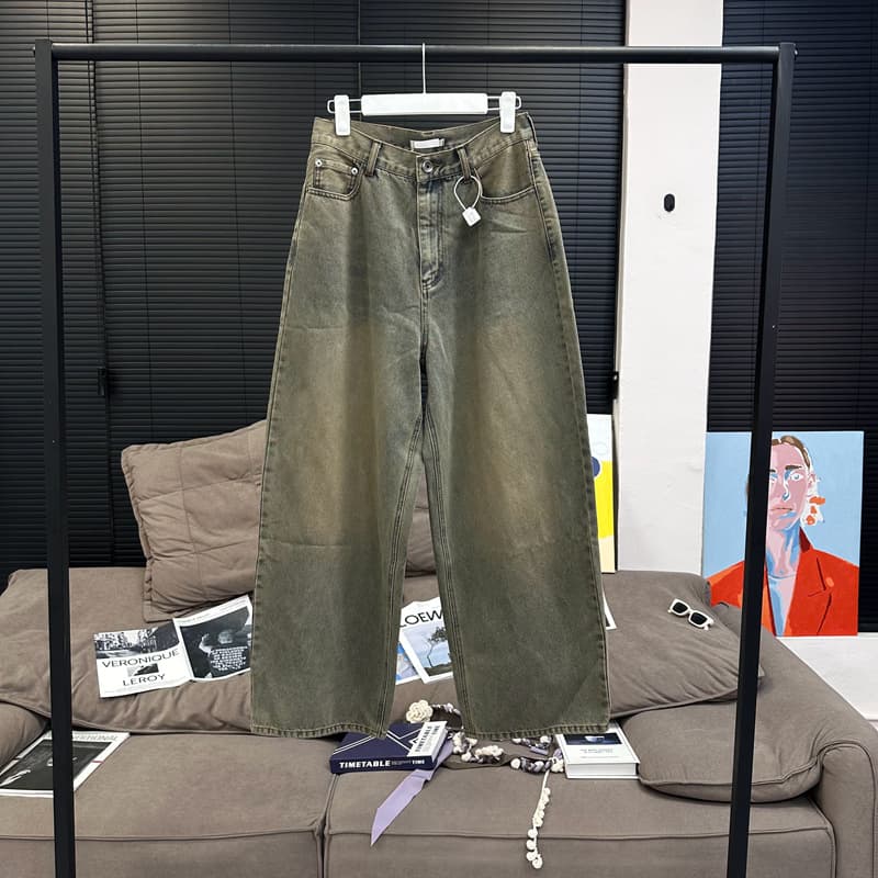 Mud gray