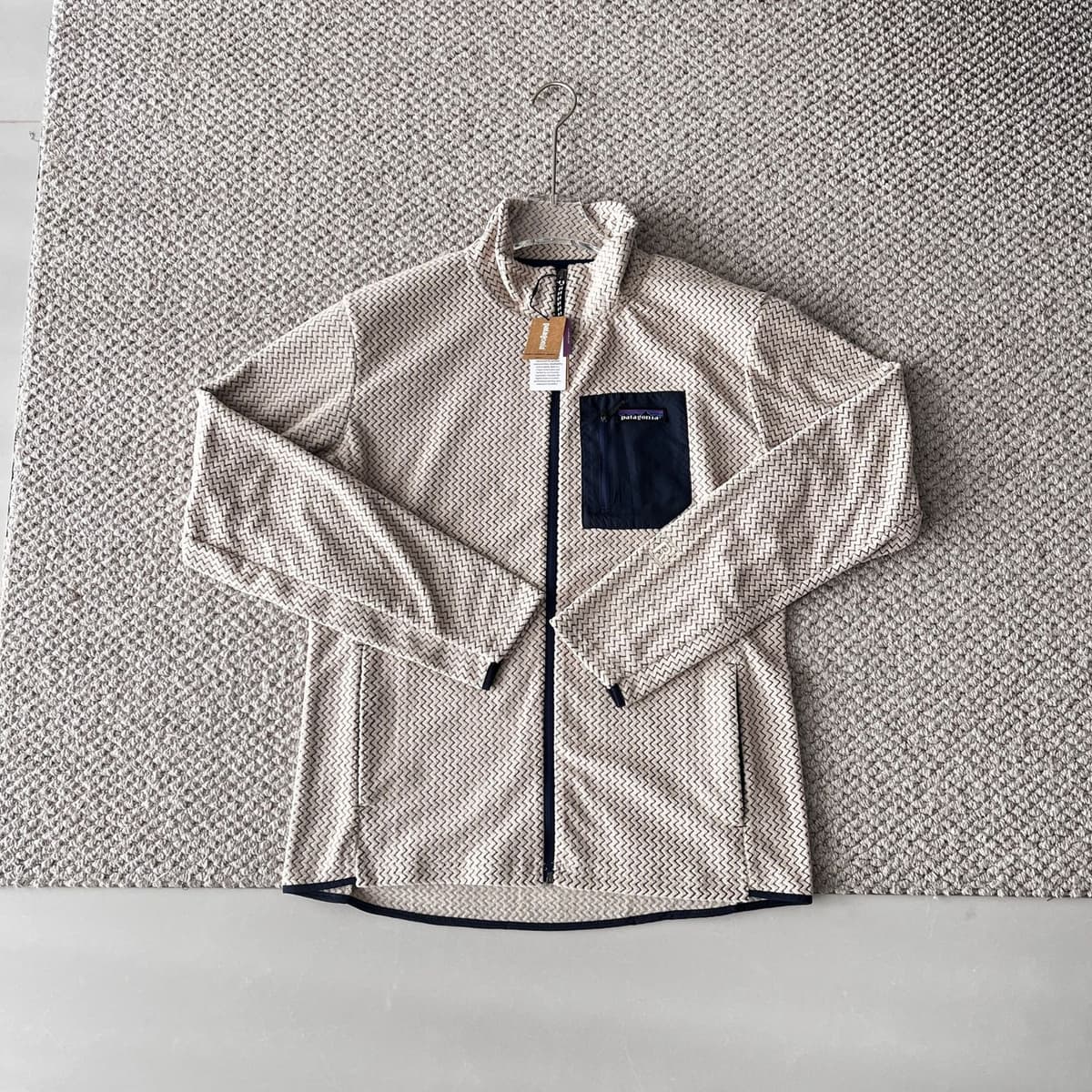Oatmeal color