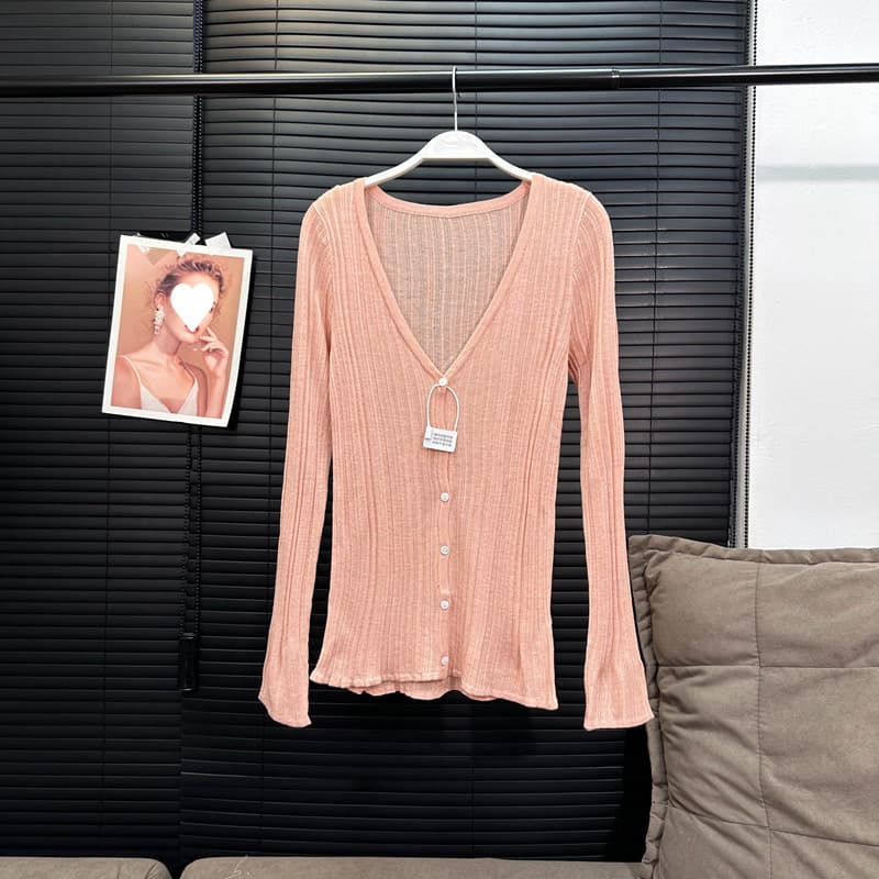 Light pink-[ready stock]