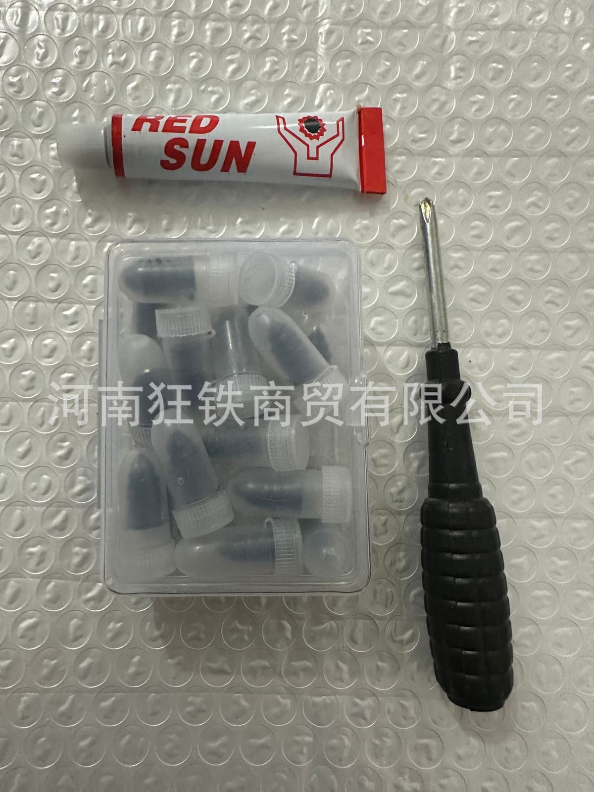 20 large (boxed, screwdriver, glue