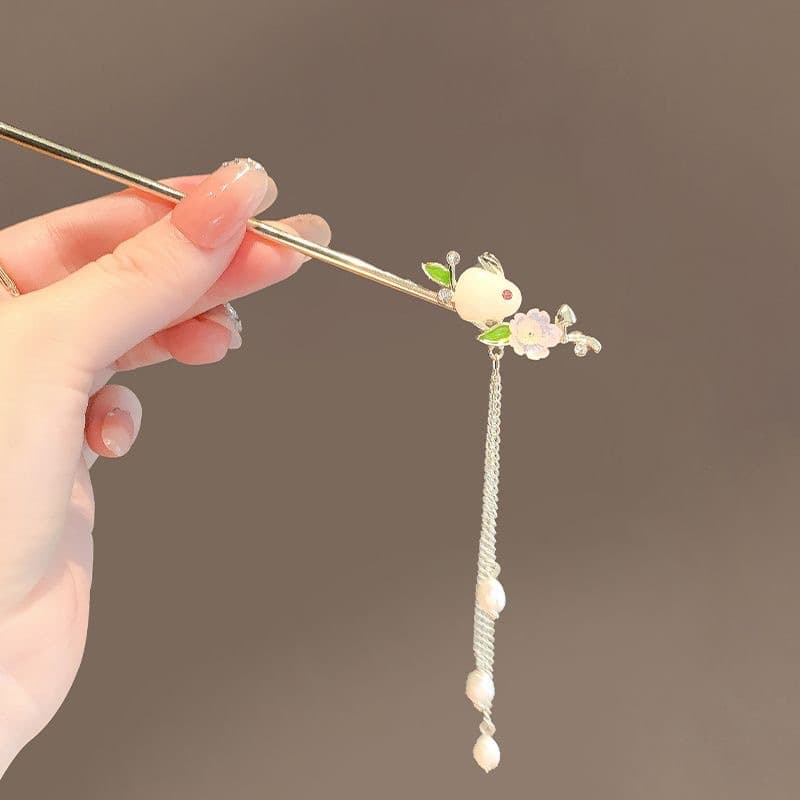 137# golden rabbit hairpin
