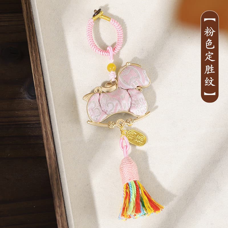 Pink victory pattern (keychain)