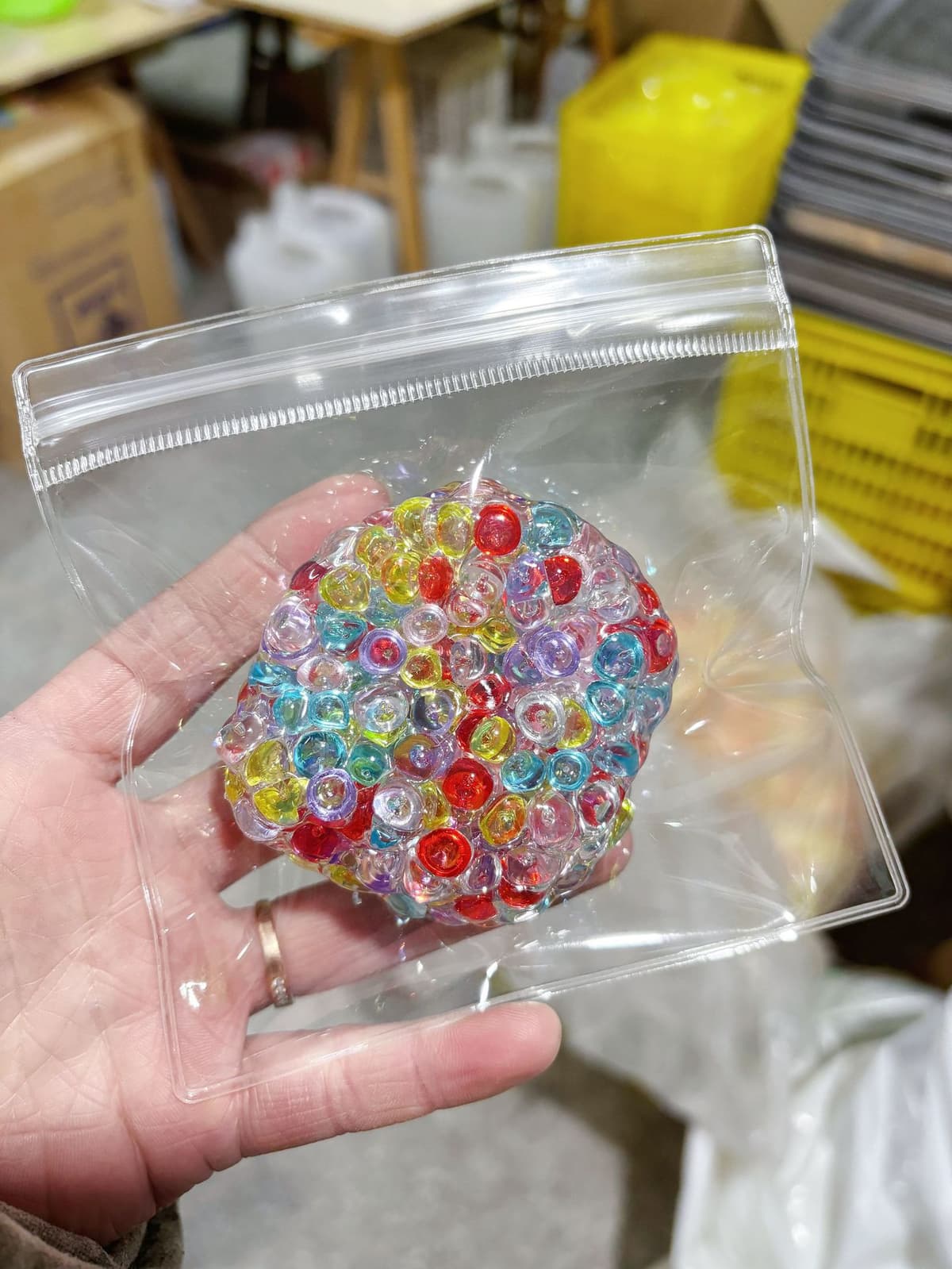 6.0 colorful moonlight noisy ball